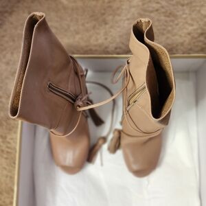 Michael Kors Tan Lace Up Boots